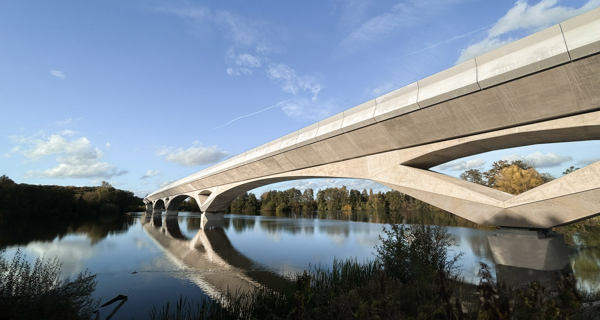 HS2 Colne Valley Viaduct Korda Lake View (C) Grimshaw 